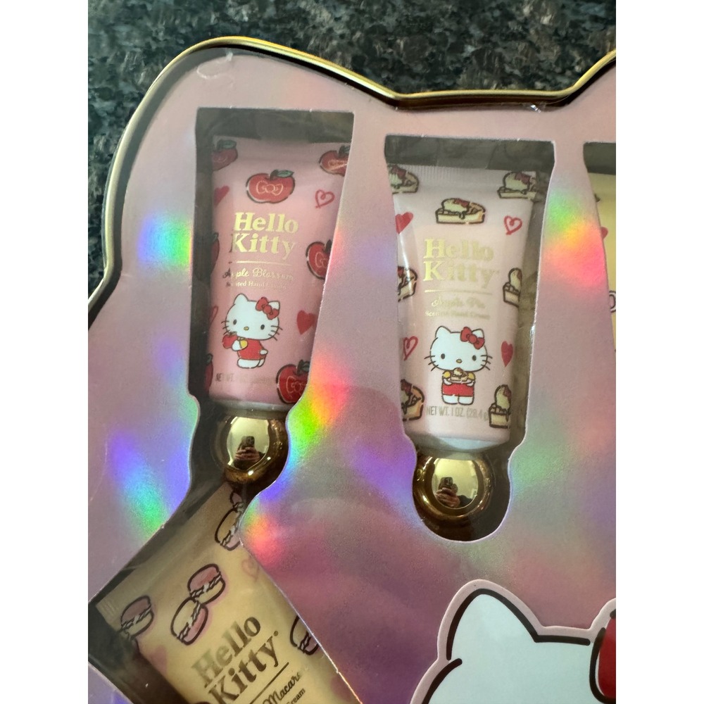 Hello Kitty Apple Collection 6 Scented Hand Creams in Collectible Shaped Tin new - Picture 6 of 11